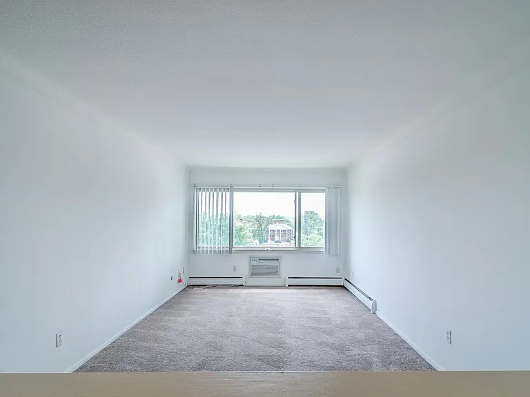 1565 Saint Paul Ave #1575 — Photo 11