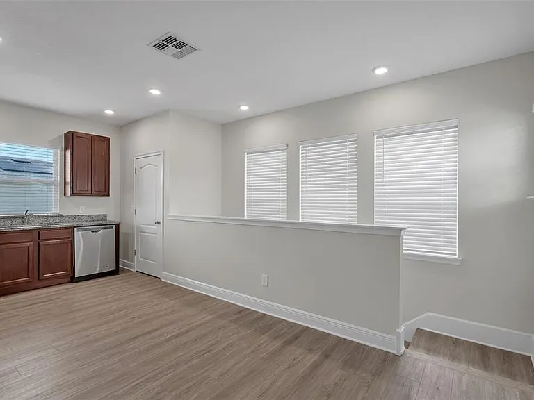 13770 Rosbash Aly — Photo 9