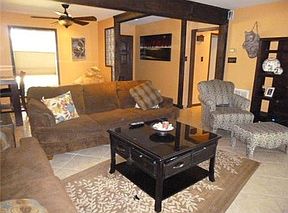 5th image of 807 Sweetbriar Dr