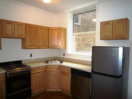 Rented by City Apt Group LLC | media 31