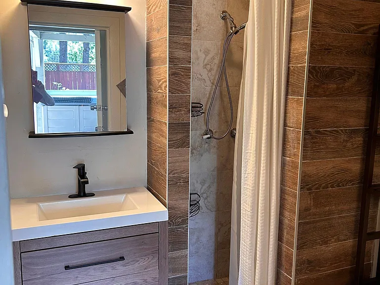 330 Shoreline Hwy #REAR COTTAGE — Photo 36