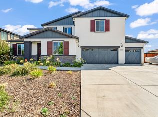 1615 Blossom Way, Dixon, CA 95620