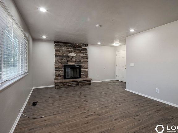 3rd image of 7338 S Rusty Dr