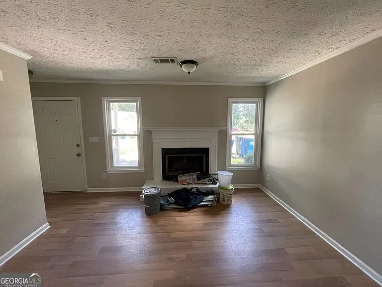 1300 Kennesaw Trace Ct NW — Photo 3