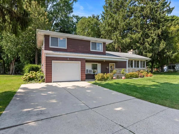 1320 North 2nd STREET, Watertown, WI 53098