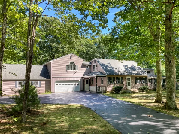 6 Oak Way, Lyman, ME 04002