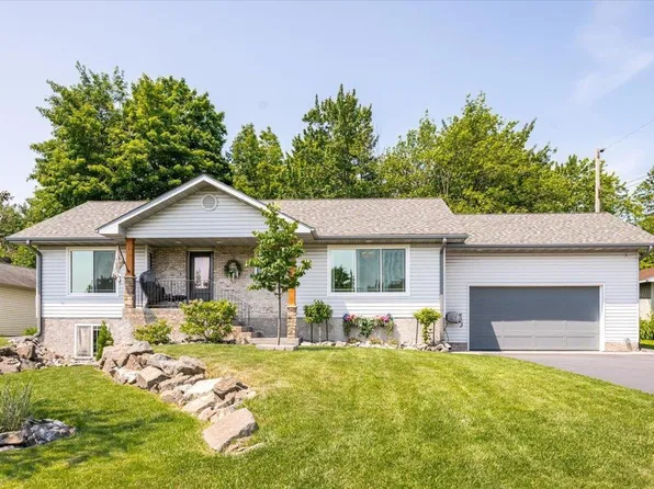 231 Chambersburg Dr, Duluth, MN 55811