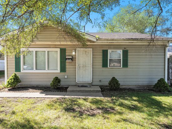 1310 Dearborn St, Gary, IN 46403