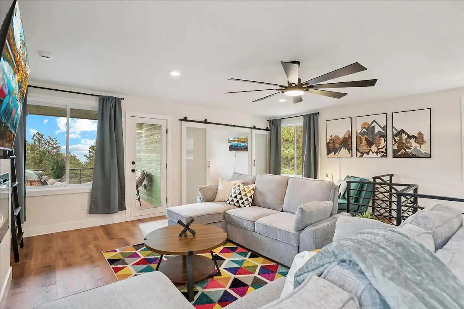 6 bed, 4.0 bath, 2378 sqft, $18,110 — Photo 3
