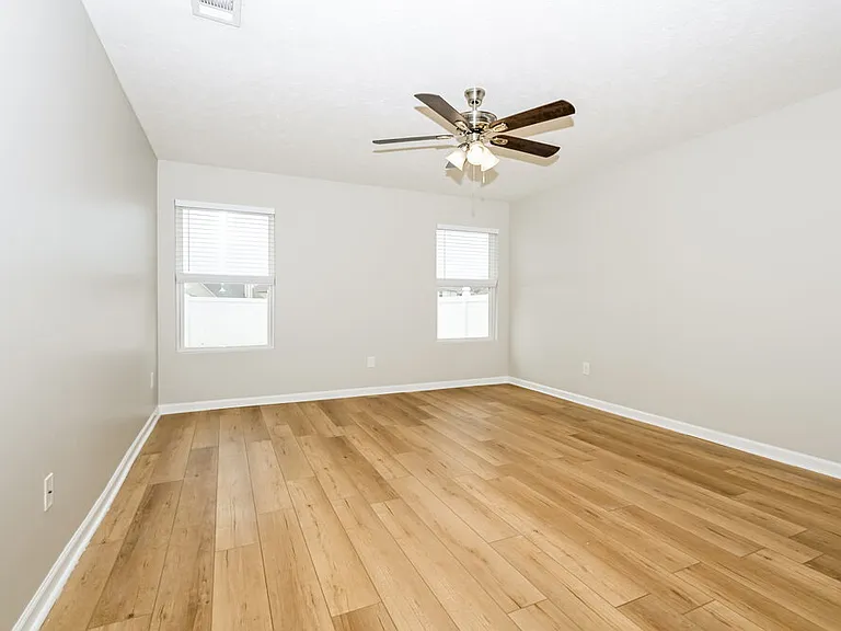 711 Elderberry Way — Photo 9