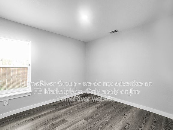 4th image of 8217 Crestview Dr #A