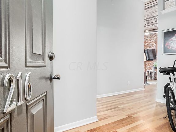 5th image of 544 S Front St APT 216
