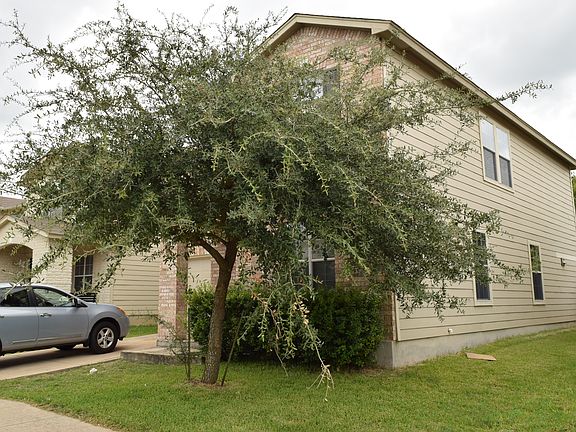 3rd image of 4726 Adkins Trl