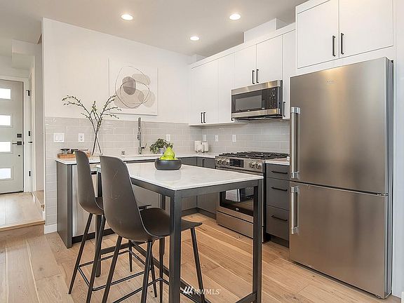 3rd image of 7514 28th Ave NW #B