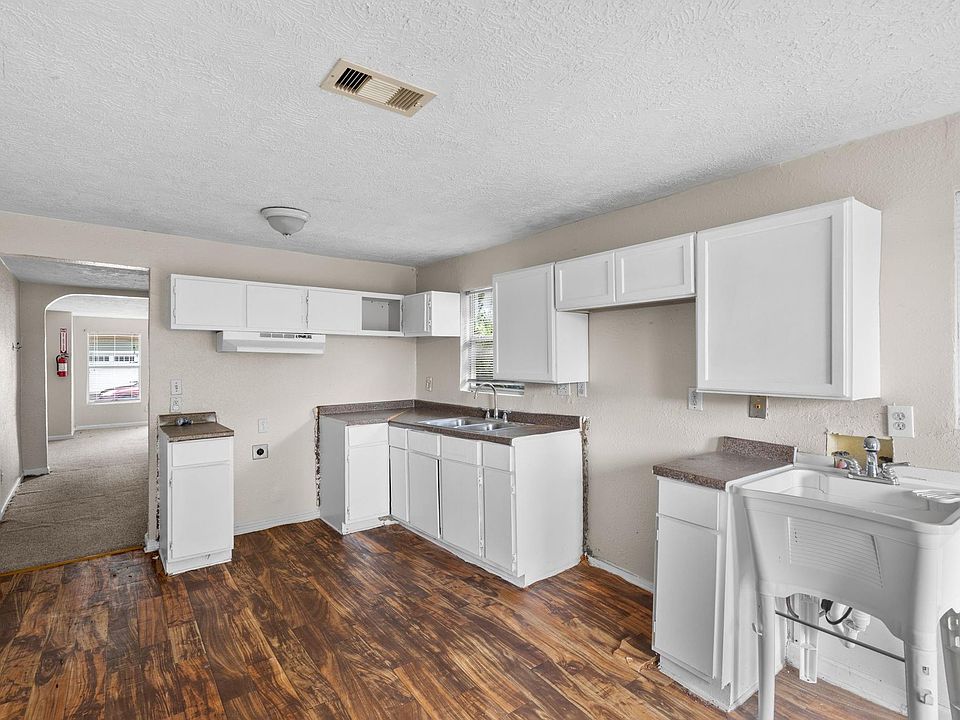 1st image of 3502 Europa St