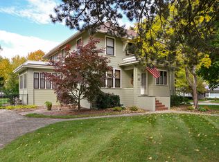 820 N Main St, Wheaton, IL 60187