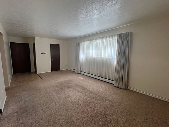 3rd image of 1417 13th St S APT 6