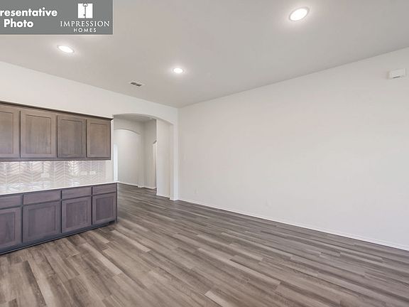 5th image of 1808 Abelia Ln