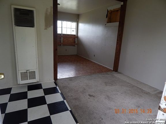 3rd image of 603 Kopplow Pl