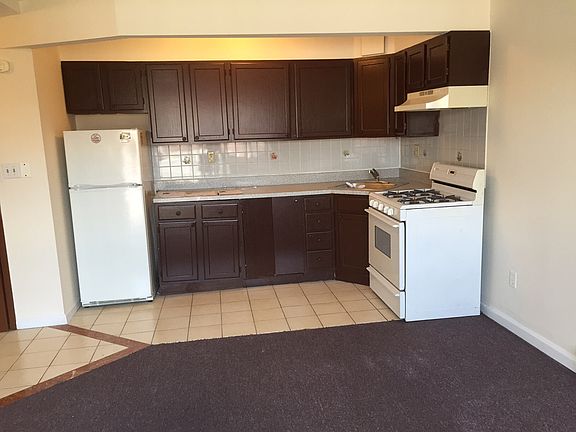 4th image of 99-05 43rd Ave #3B