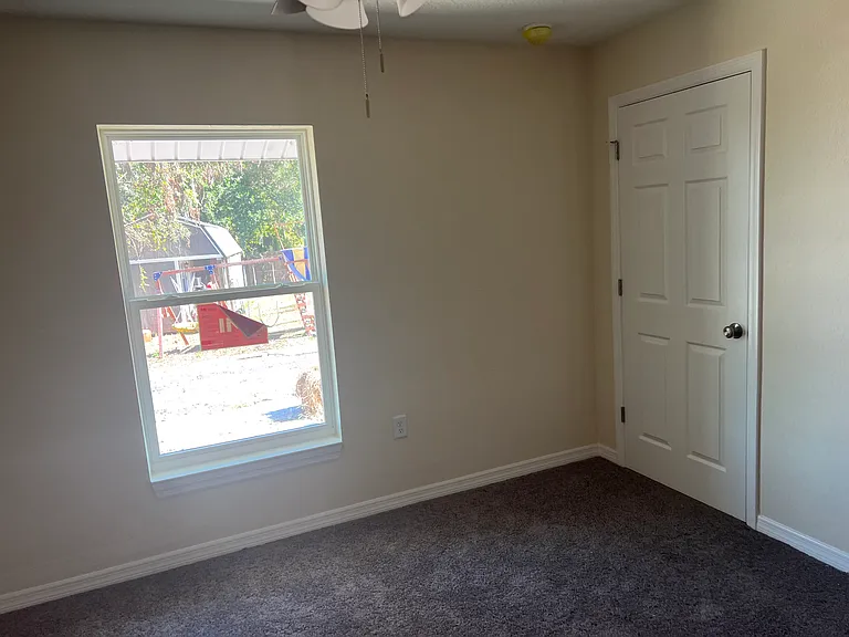 Master Bedroom/Back Room