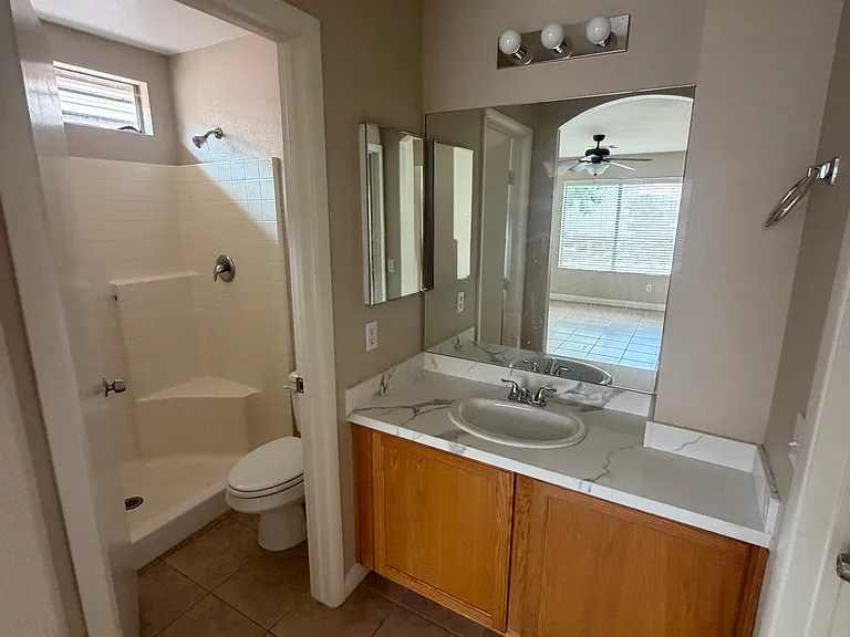 10212 Arlington Abby St — Photo 9