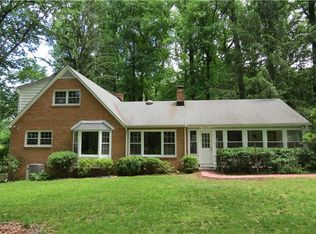 15920 Woods Center Rd, Silver Spring, MD 20906