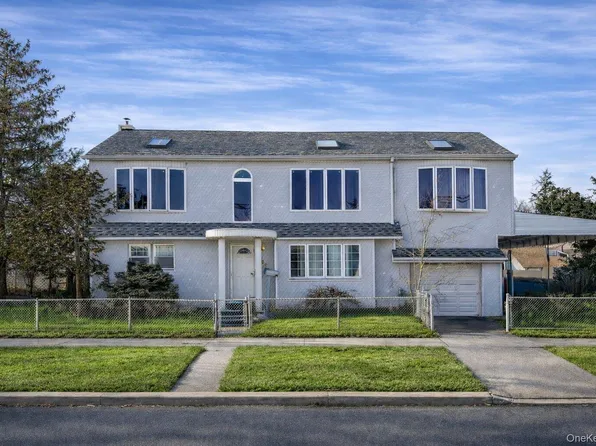 358 Litchfield Avenue, Elmont, NY 11003