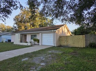 17511 Brandywine Dr, Lutz, FL 33549