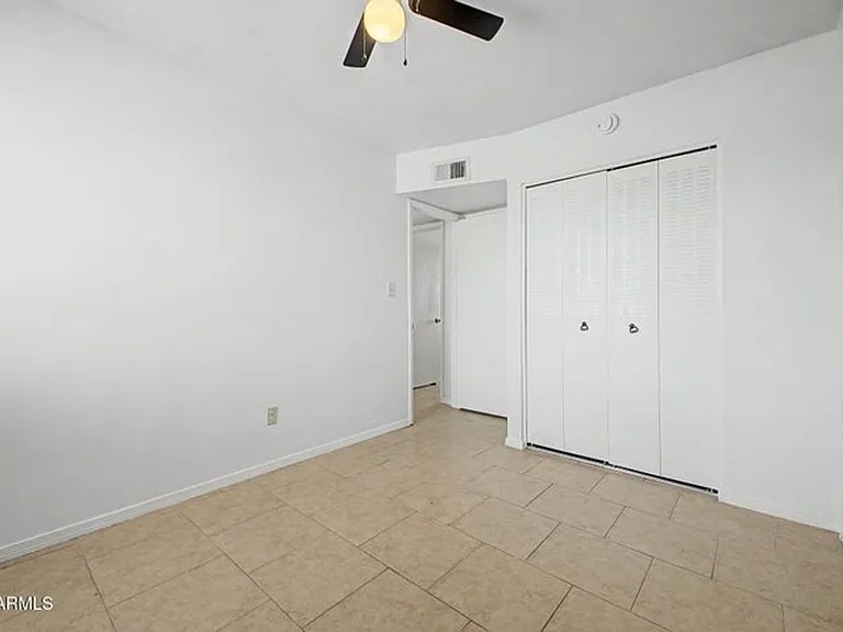 1508 W Rockwood Dr — Photo 9