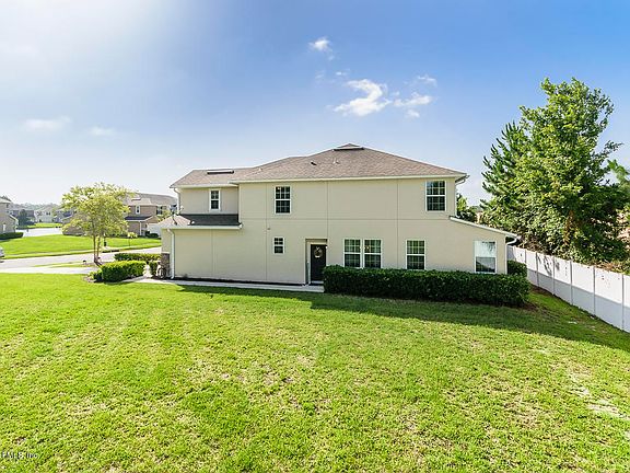 3rd image of 5996 Bartram Village Dr