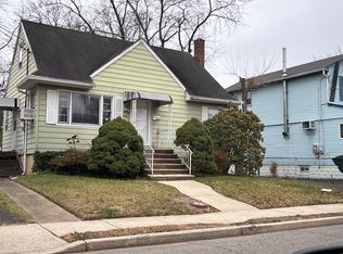 429 Wheatsheaf Rd, Roselle, NJ 07203