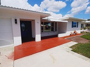 9975 41st St N, Pinellas Park, FL 33782