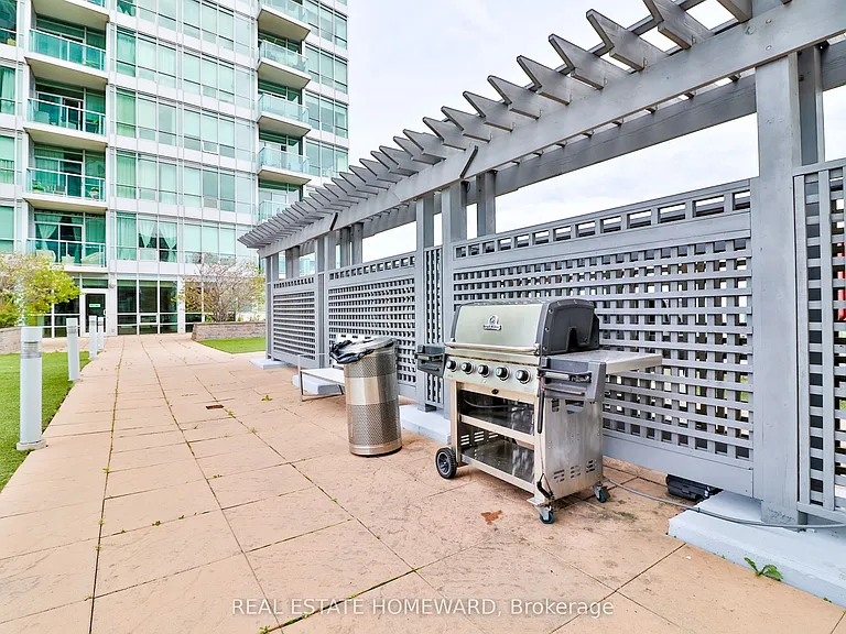 1900 Lake Shore Blvd W #608 — Photo 31