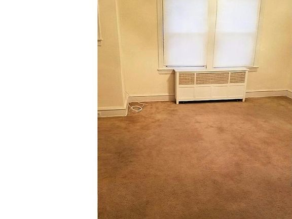 5th image of 3309 Saint Vincent St