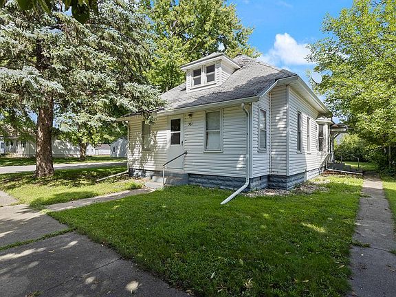 3rd image of 361 4th St