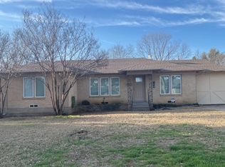 104 Varsity Cir, Arlington, TX 76013