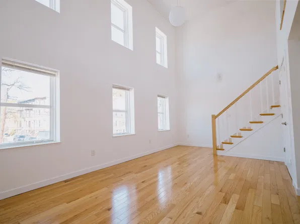254 Liberty St Floor 2, Newburgh, NY 12550