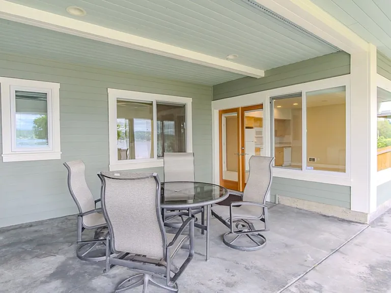 8568 Sand Point Way NE — Photo 56