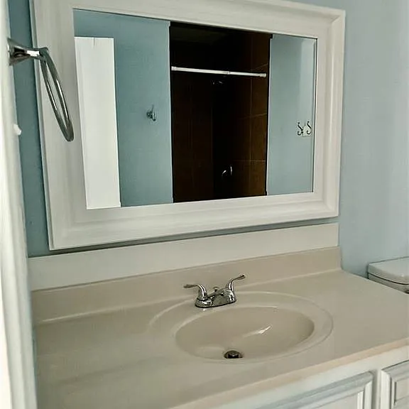 700 W Iris Ave — Photo 20
