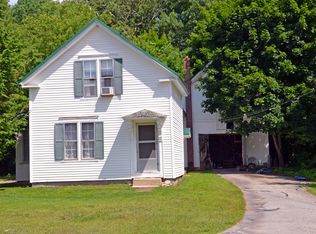 56 Tremont St, South Paris, ME 04281