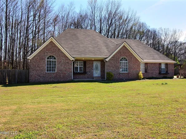 49 Roper Cv, Byhalia, MS 38611