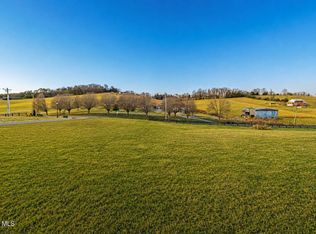 2 Turkey Ridge Ln, Piney Flats, TN 37686