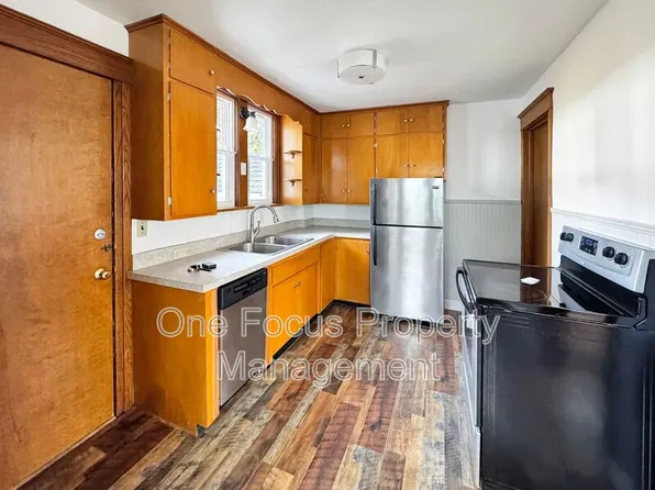 1014 Louisa St, Williamsport, PA 17701