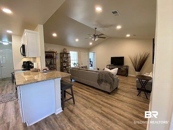3rd image of 22713 Respite Ln
