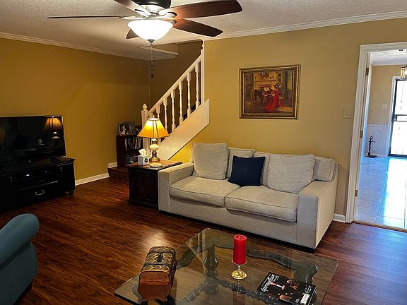 5th image of 1994 Corbin Rd