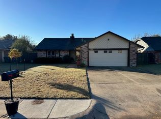 1106 W Gemini Rd, Edmond, OK 73003