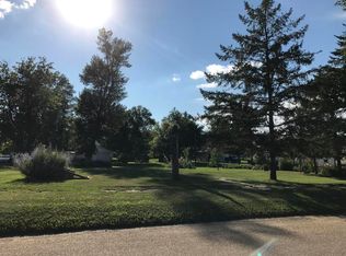 1117 E 3rd St, Webster, SD 57274