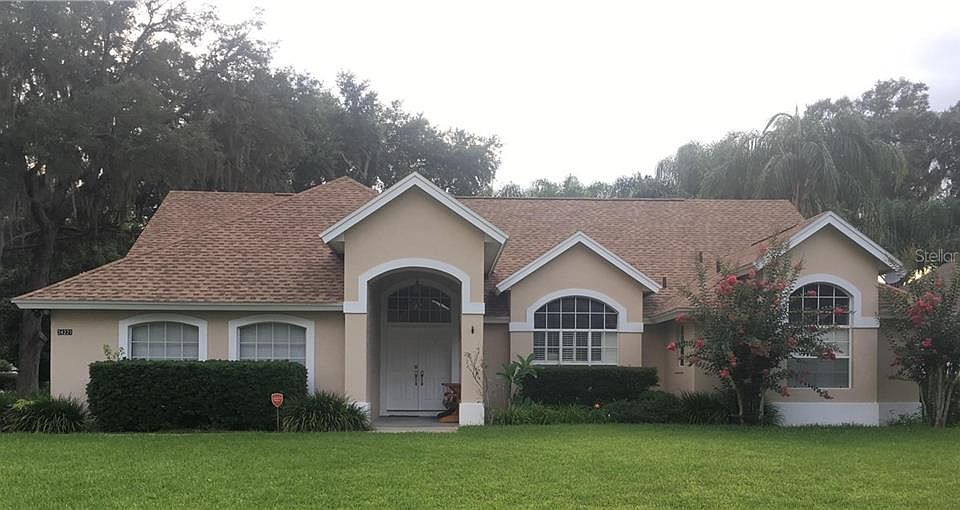 1st image of 34221 Woodridge Ln
