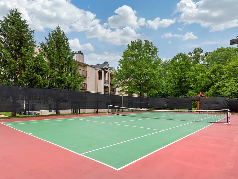 Saybrooke Apartments — Photo 6